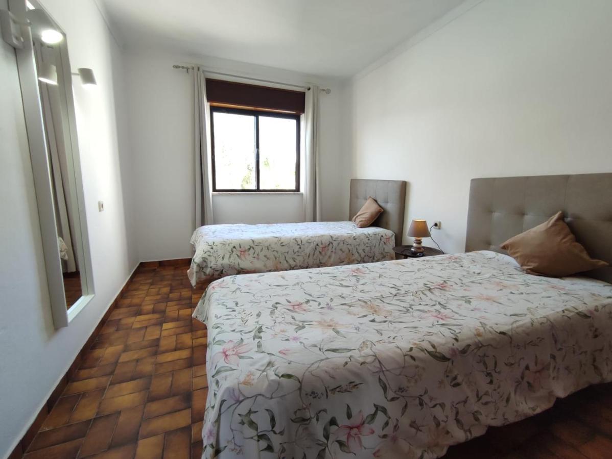 Apartamento V2 Pedro - By Bedzy Albufeira Esterno foto