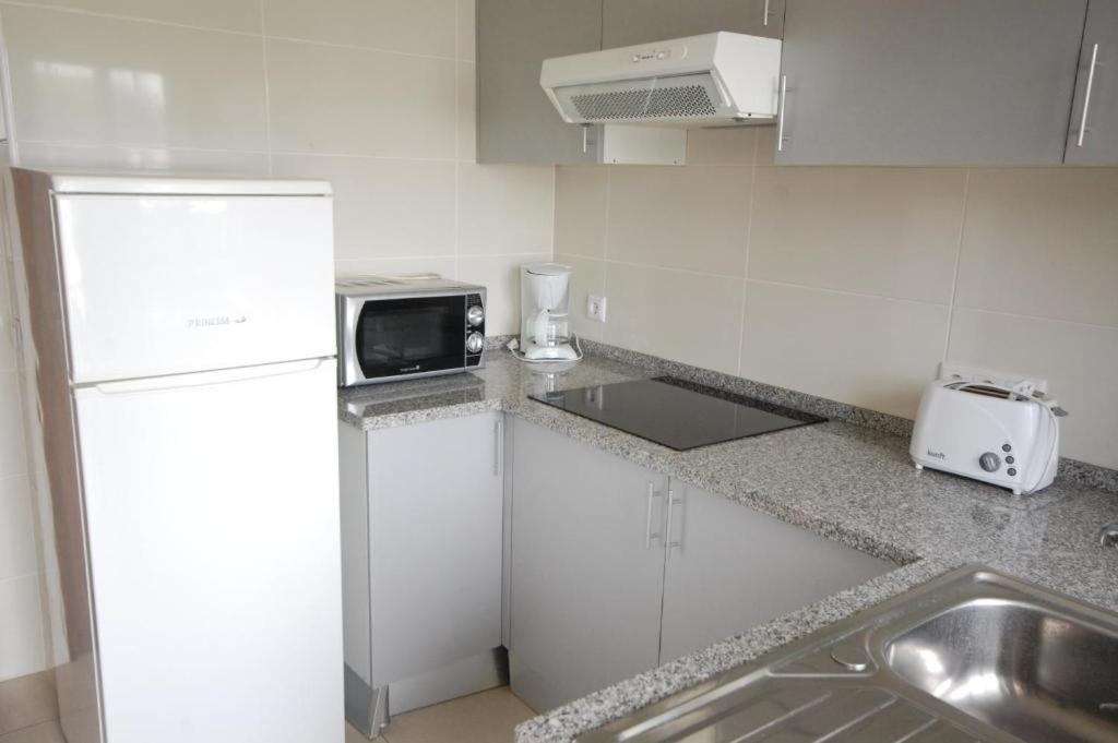 Apartamento V2 Pedro - By Bedzy Albufeira Esterno foto