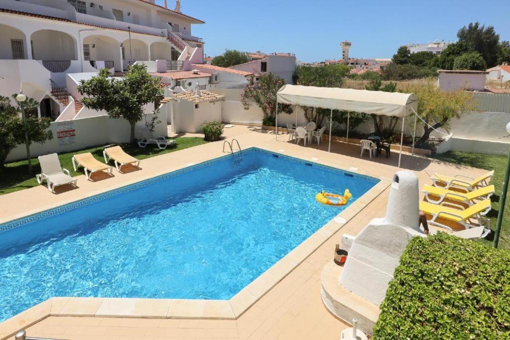Apartamento V2 Pedro - By Bedzy Albufeira Esterno foto
